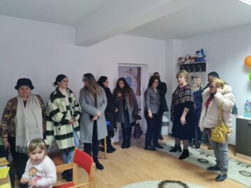 ,,Mânuțe dibace", activitate organizată de Echipa Mobilă Fălticeni din cadrul Centrului de Servicii Multifuncționale Suceava