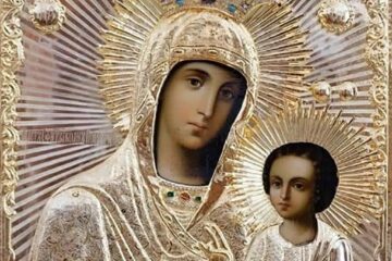 Icoana Maicii Domnului „Portărița”, făcătoare de minuni, de la Rădășeni se va afla trei zile în Biserica „Sf. Simion” – Turnu Roșu Suceava