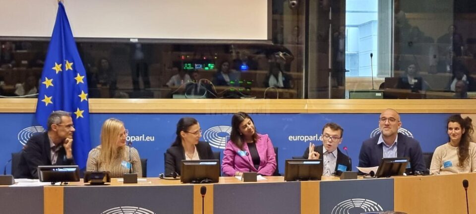 O delegație din Suceava a participat la o conferință internațională desfășurată la Parlamentul European din Bruxelles