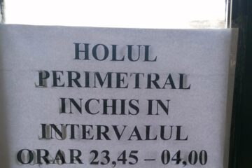 Măsura a fost impusă între orele 23.45 și 4.00, când nu circulă nici un tren
