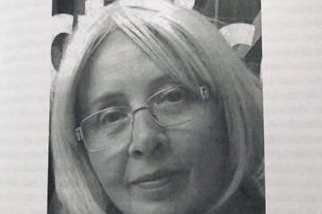 Scriitoarea Angela Furtună a fost inclusă în opul enciclopedic „Un veac de poezie românească – Panoramă critică și antologică a literaturii române”