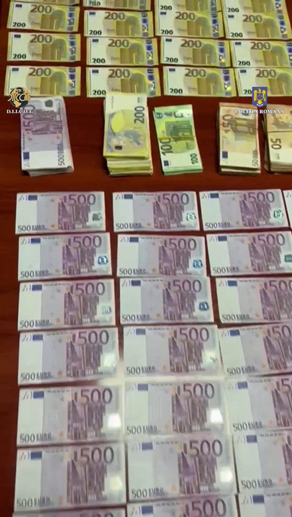 Imagini de la perchezițiile din țară