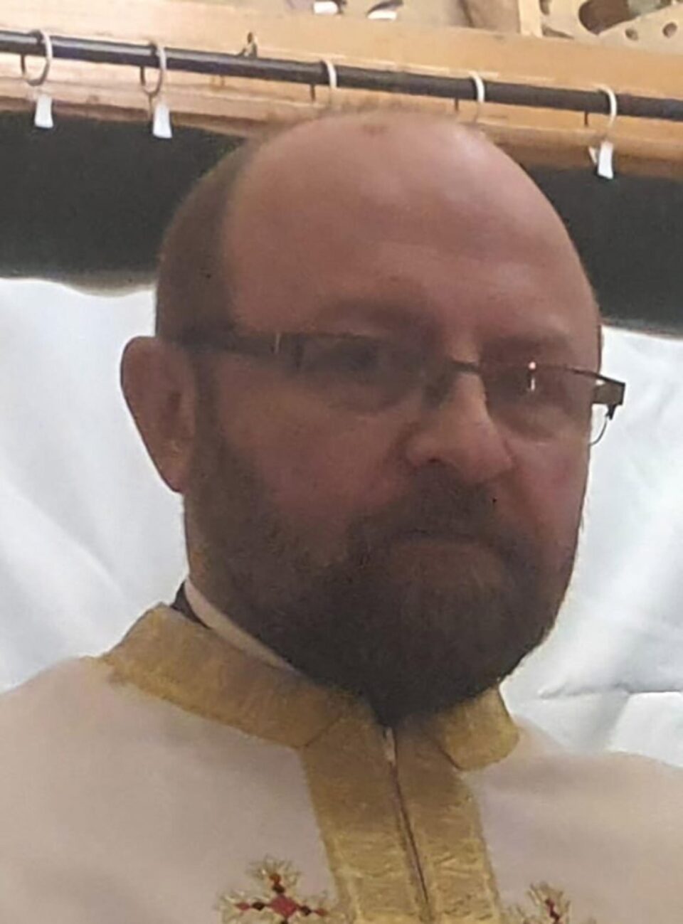 La hirotonisire s-a rugat la Dumnezeu să fie de folos oamenilor bolnavi. Peste ani avea să realizeze rostul său prin terapie