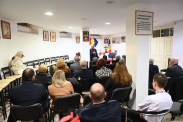 Expoziție și simpozion dedicate Marii Uniri de la 1918. Înmânarea unor medalii jubiliare, la Biserica „Nașterea Maicii Domnului” Suceava