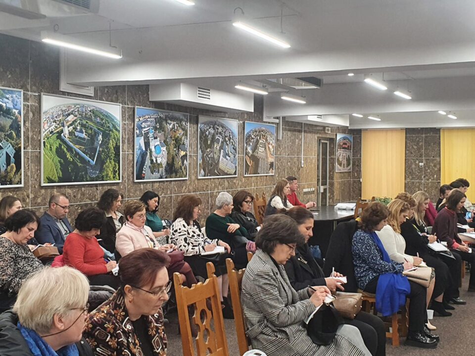 Platformă digitală care să faciliteze colaborarea între unitățile de învățământ și Primăria Suceava
