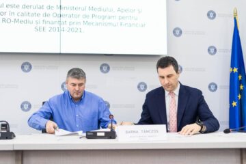 Primarul Cătălin Coman a semnat contractul pentru o finanțare de 8,2 milioane de lei pentru închiderea gropii de gunoi din Fălticeni