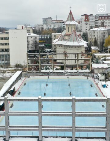 Patinoarul artificial Areni se redeschide de luni, 28 Noiembrie, de Ziua Bucovinei