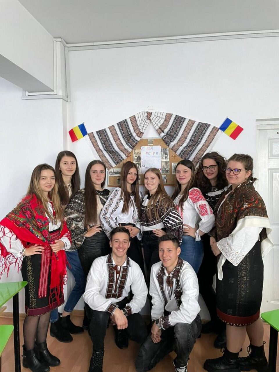Elevii Colegiului Național „Dragoș Vodă” au marcat Ziua Bucovinei