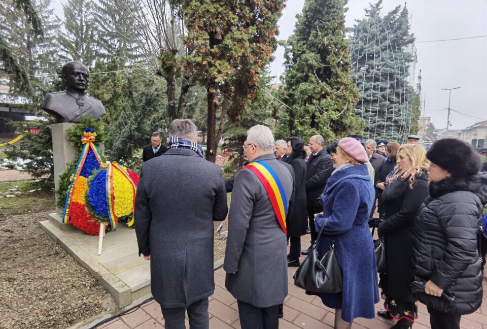 Ziua Bucovinei, sărbătorită cu ceremonii și dezvelirea bustului generalului Iacob Zadik