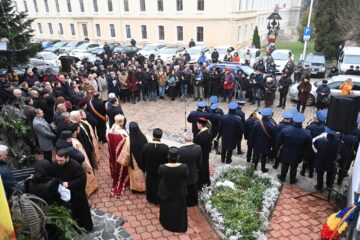Turnul Unirii, inaugurat de Ziua Bucovinei, în prezența a sute de oameni