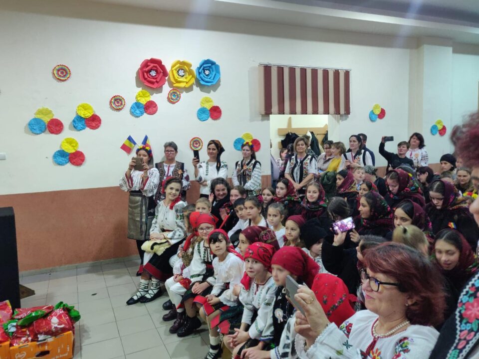 Acțiunea „Suflet de român”, la Căminul Cultural Verești