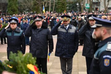 Depuneri de coroane din partea reprezentanților MAI
