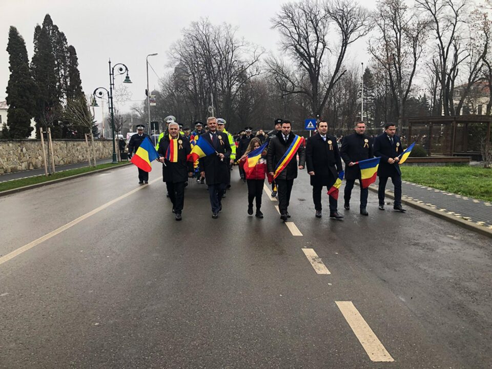 Festivitate cu depuneri de coroane și alocuțiuni la Monumentul Eroilor din Rădăuți