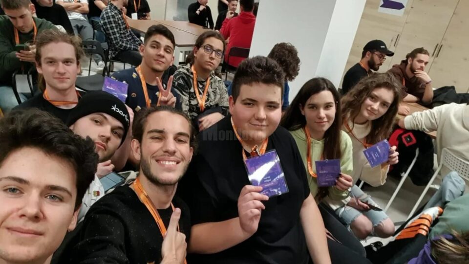 Liceeni ai Colegiului „Ștefan cel Mare”, premiați la un concurs de dezvoltare de aplicații, la Timișoara