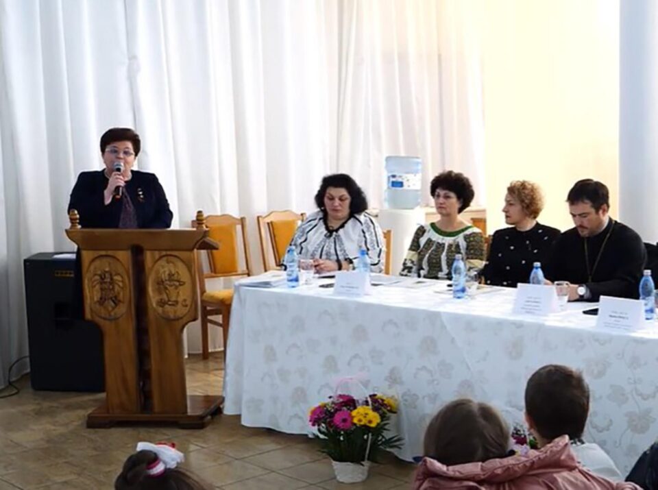 A XIII-a ediție a Simpozionului „1 Decembrie – Ziua Națională a României, Sfântul Apostol Andrei, Ocrotitorul României Mari Și Ziua Bucovinei”