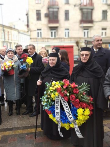 Cu Sfântul Andrei ne-a venit România la Cernăuți