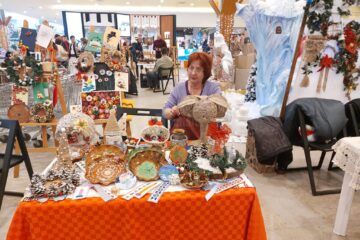 Expoziție dedicată Zilei Internaționale a Persoanelor cu Dizabilități, la Iulius Mall Suceava