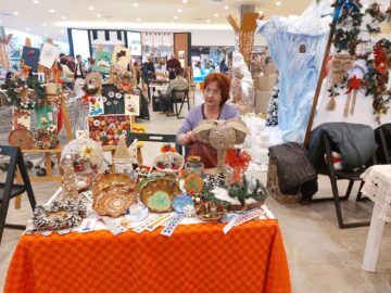 Expoziție dedicată Zilei Internaționale a Persoanelor cu Dizabilități, la Iulius Mall Suceava