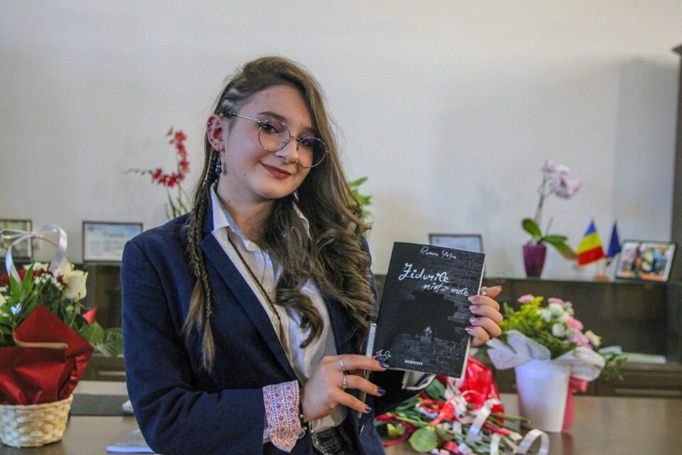Ramona Stetco - Lansarea cărții „Zidurile minții mele”