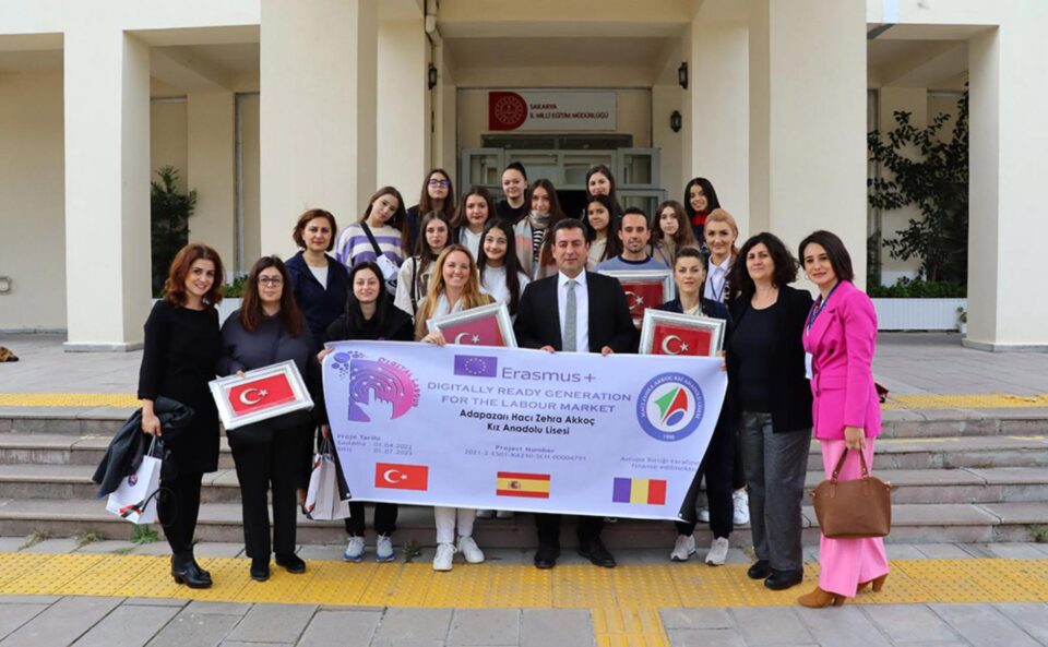 Schimb de experiență în Turcia, pentru elevi și profesori de la Colegiul de Artă Suceava Schimb de experiență în Turcia, pentru elevi și profesori de la Colegiul de Artă Suceava