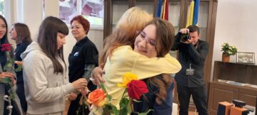 Ramona Stetco - Lansarea cărții „Zidurile minții mele”
