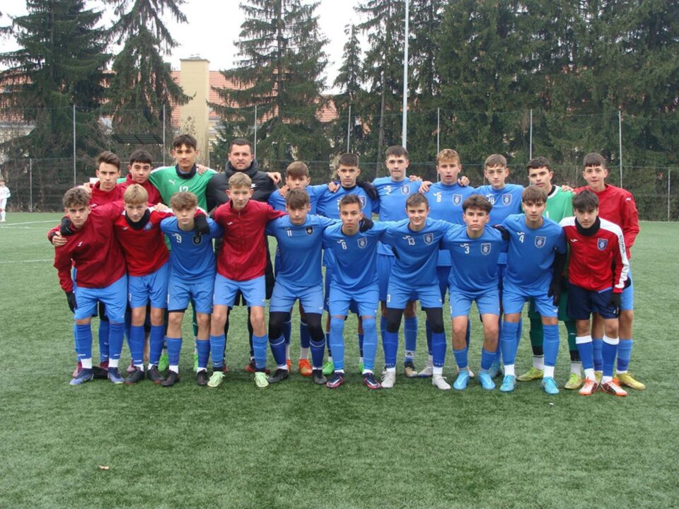 Echipa de juniori Under 16 de la LPS Suceava are un parcurs foarte bun în acest sezon Echipa de juniori Under 16 de la LPS Suceava are un parcurs foarte bun în acest sezon