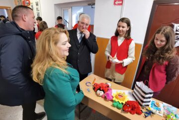 Târgul de carte și de fapte bune de la Școala Nr. 3, la cea de-a X-a ediție