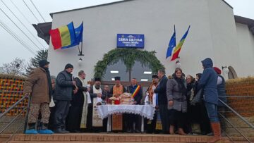 Slujba de sfințire la inaugurarea căminului din Liteni