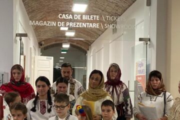 Expoziția „Roade din Pomul Vieții", realizată de artista Alina-Elena Lăzăreanu, la Muzeul Național al Bucovinei
