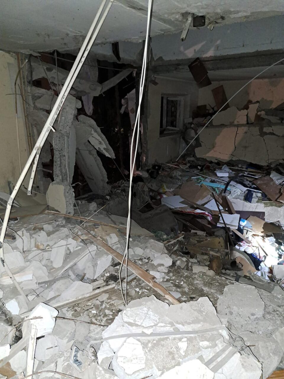 Specialiștii de la INSEMEX analizează explozia de la Suceava