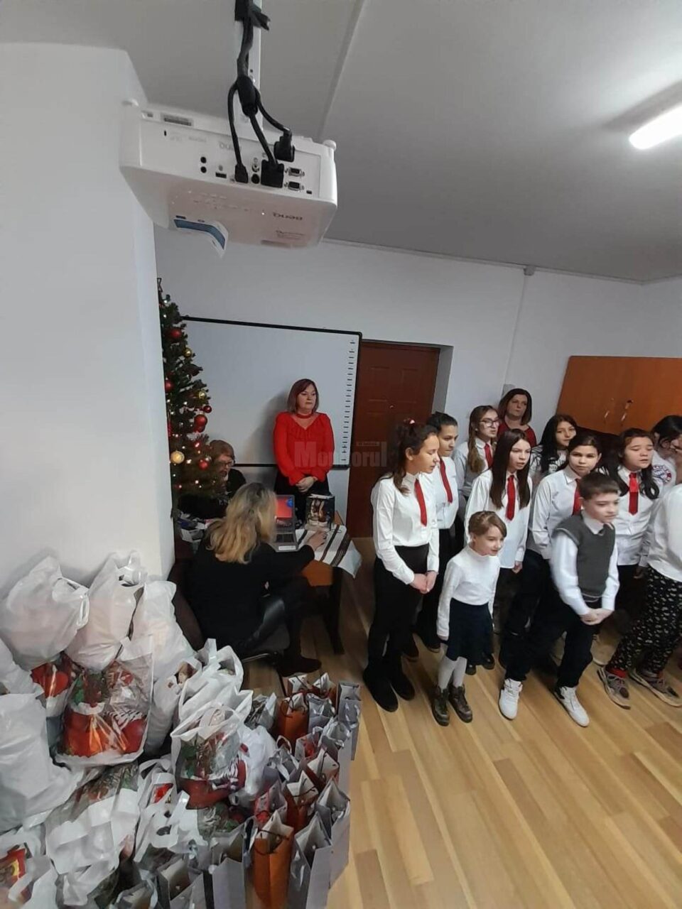 „Dăruind, vei dobândi!”, activități desfășurate la Centrul Școlar de Educație Incluzivă Suceava