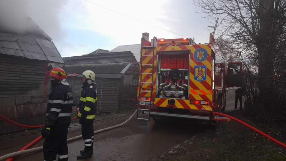 Incendiu la casă din municipiul Rădăuți