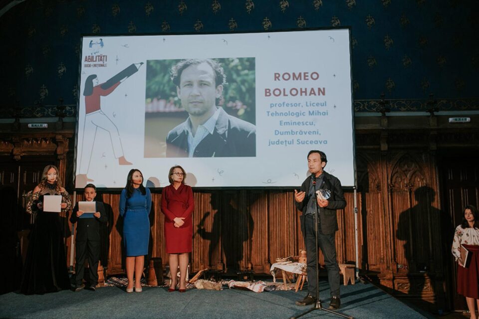 In 2021, printre câștigători au fost și doi profesori din Suceava - Romeo Bolohan și Adina Popa In 2021, printre câștigători au fost și doi profesori din Suceava - Romeo Bolohan și Adina Popa