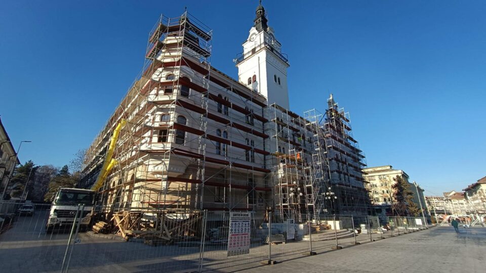 Lucrările actuale de la Prefectura Suceava se derulează în regim de urgență