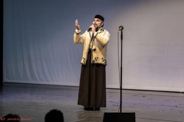 Gala de premiere „10 pentru folclor”, ediția a VII-a, a reunit pe aceeași scenă artiști din mai multe zone ale țării, într-o „poveste autentică de iarnă”