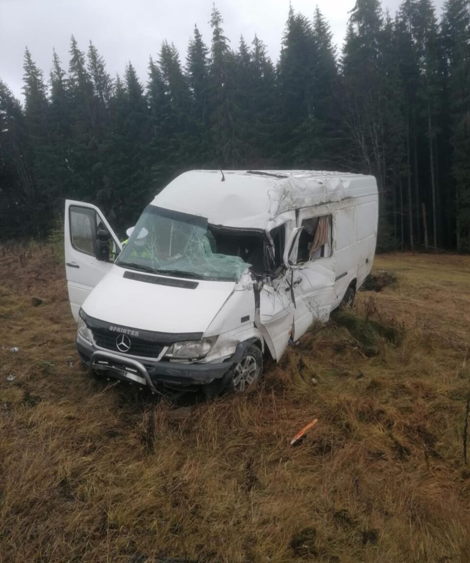 Accident, duminică dimineață, la Poiana Stampei