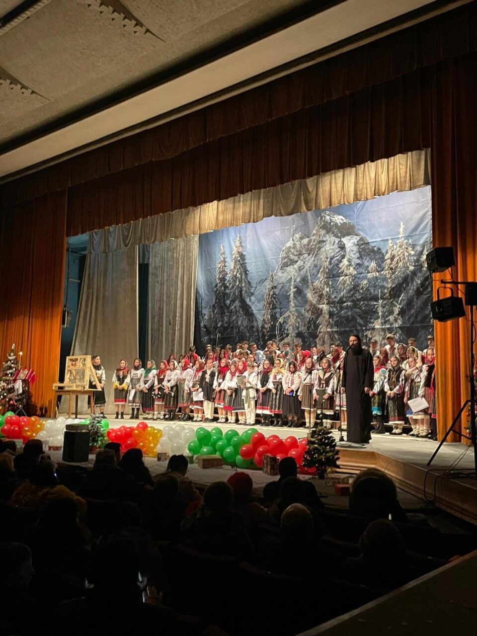 Concert de colinde organizat de Asociația Culturală „Sfântul Mitropolit Dosoftei”