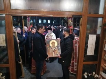 Procesiune cu Sf. Moaște ale Sf. Ierarh Spiridon, la Biserica din curtea Spitalului Vechi Suceava