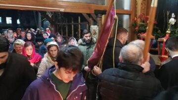 Procesiune cu Sf. Moaște ale Sf. Ierarh Spiridon, la Biserica din curtea Spitalului Vechi Suceava