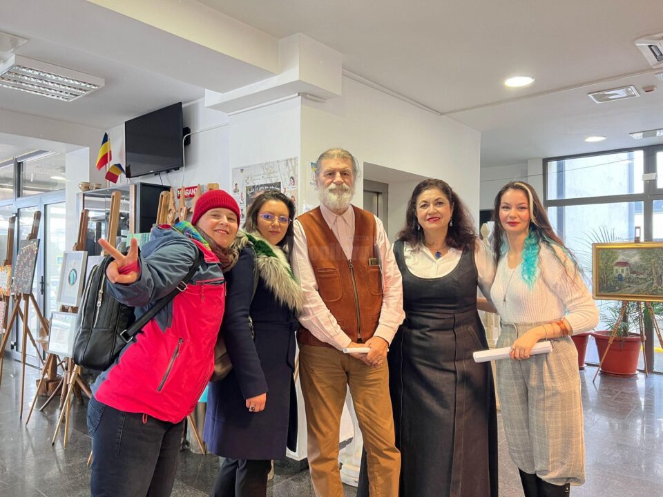 Câștigătorii Salonului anual al artiștilor plastici amatori și ai „Salonului de Umor” Suceava Câștigătorii Salonului anual al artiștilor plastici amatori și ai „Salonului de Umor” Suceava