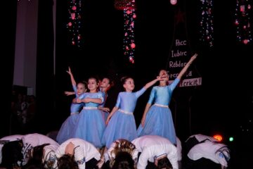 Spectacolul caritabil „Fii bun și dăruiește!”, la colegiul din Gura Humorului