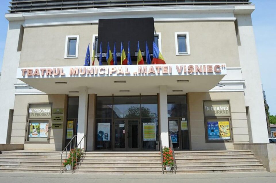 „Colindăm, colindăm... împreună!”, eveniment dedicat familiilor de refugiați ucraineni, la Teatrul „Matei Vișniec” „Colindăm, colindăm... împreună!”, eveniment dedicat familiilor de refugiați ucraineni, la Teatrul „Matei Vișniec”
