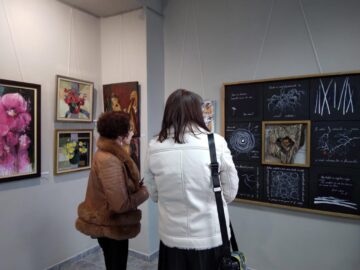 30 de artiști plastici profesioniști și-au reunit lucrările în „Anuala 2022”, la Galeria de Artă „Ion Irimescu” Suceava