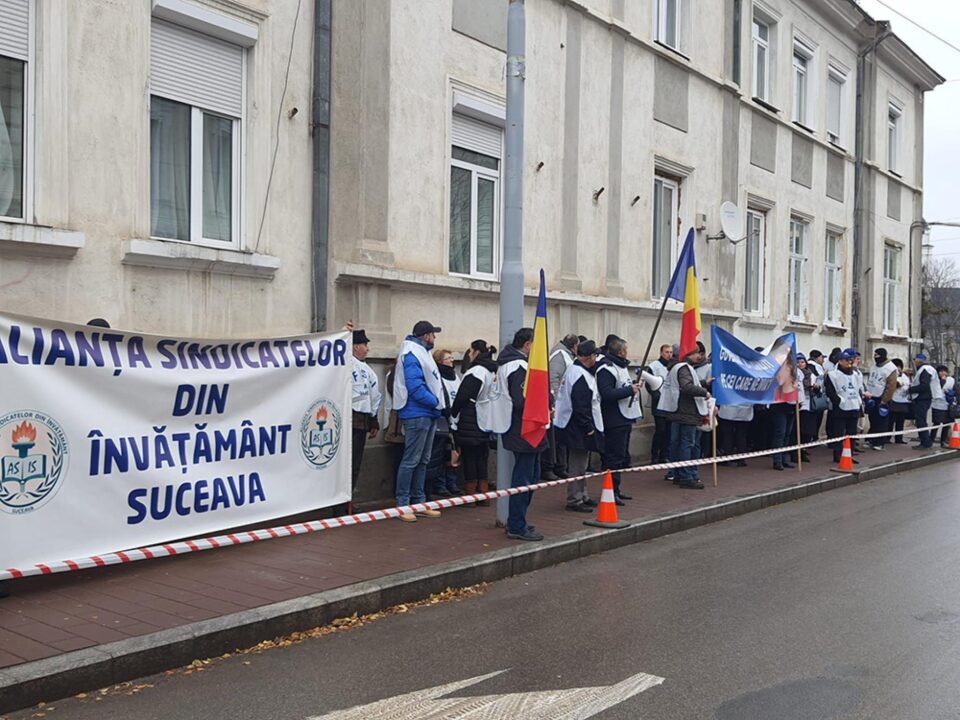 Protestatarii și-au scandat nemulțumirile