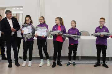 Primăria Fălticeni a premiat sportivii medaliați în competițiile naționale și internaționale în anul 2022