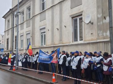 Angajații din învățământ au protestat în stradă: „Nu ne vom opri aici”