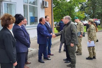 Gheorghe Flutur se va întâlni cu guvernatorul din Cernăuți pentru a găsi soluții de fluidizare a traficului prin Vama Siret