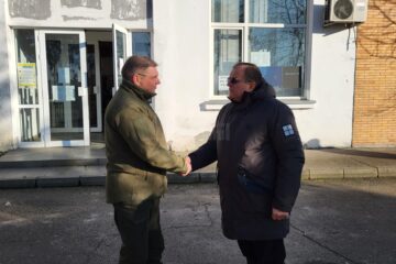 Președintele CJ Suceava, Gheorghe Flutur, și guvernatorul regiunii Cernăuți, Ruslan Zaparaniuk, s-au întâlnit în Vama Siret