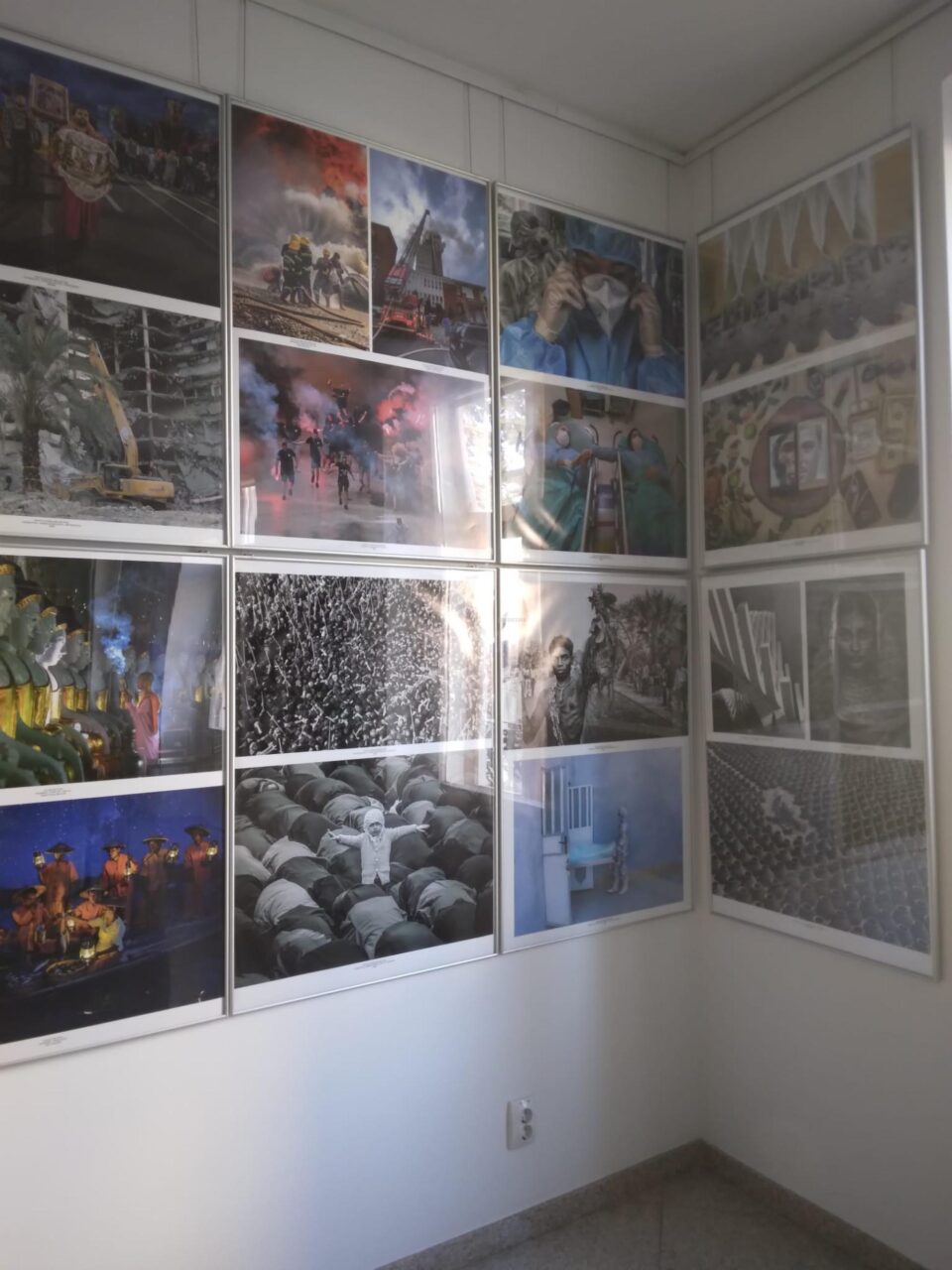 Cele mai bune fotografii ale Salonului Internațional de Artă Fotografică „Bucovina Mileniul III”, expuse la Muzeul de Istorie