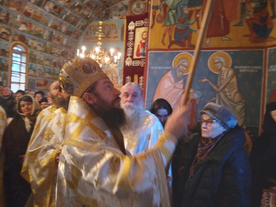 Pictura și catapeteasma paraclisului Mănăstirii Voroneț, sfințite de Preasfințitul Părinte Damaschin Dorneanul